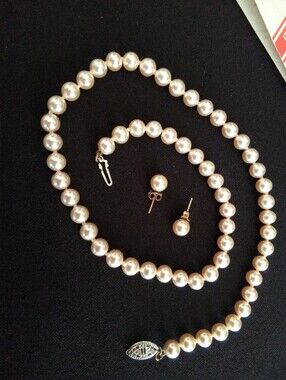 Geniune Authentic Mallorca Pearl Post Stud Earrings & Necklace Choker Set Silver
